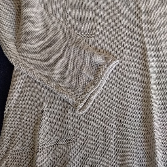 Knitted pullover. - Picture 3 of 4